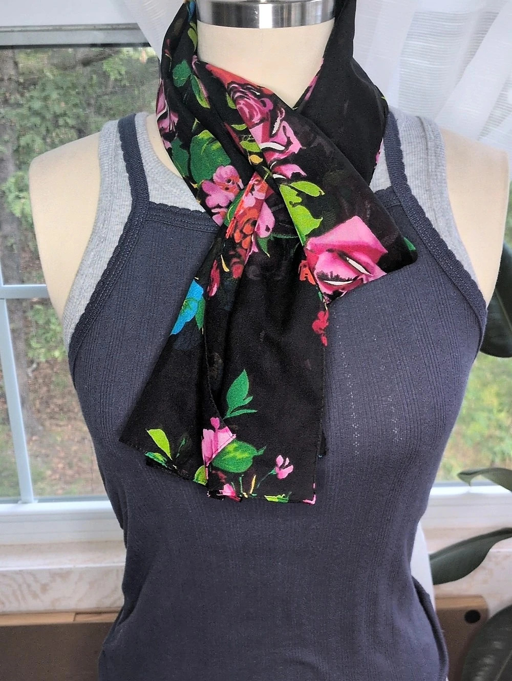 Cajetan Floral Scarf in Black & Pink Like New